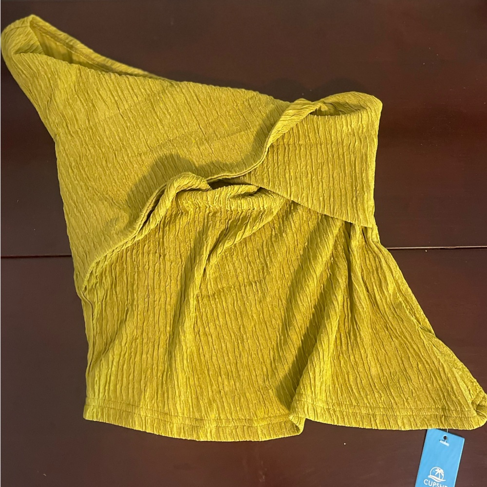 Green Knit One-Shoulder Twist Top - Picture 5 of 6